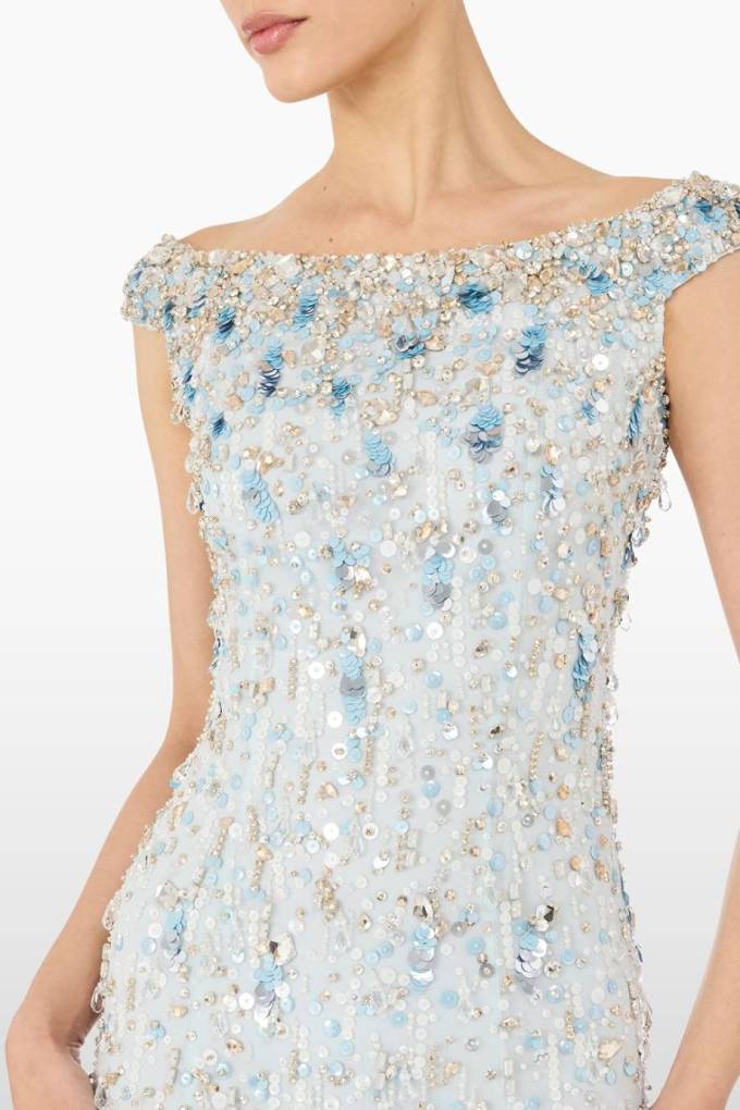 hellblaues-elegantes-Abendkleid-Sommer