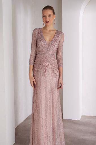 rosa-clara-abendkleid-spitze-langarm