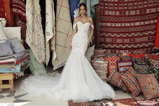 mermaid-brautkleid-spitze-tulle-schleppe-agneiska-swiatly-naomi
