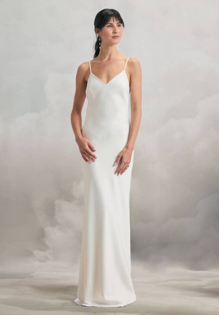 bridal-slip-dress-tiefer-ruecken-ausschnitt-satin-brautmode2