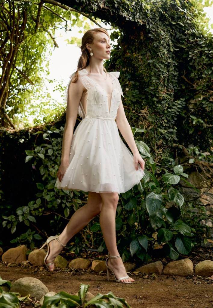 kurzes-brautkleid-perlen-schleifen-tuell-brautmode2