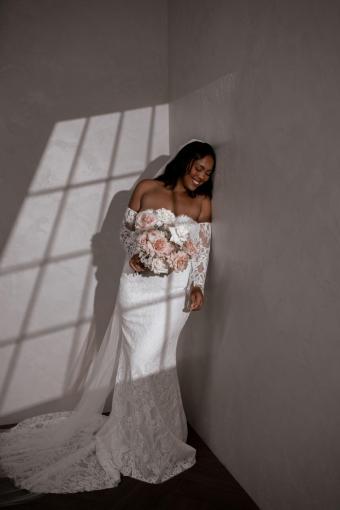 MadewithLove-Spitzenbrautkleid-Winnie-7