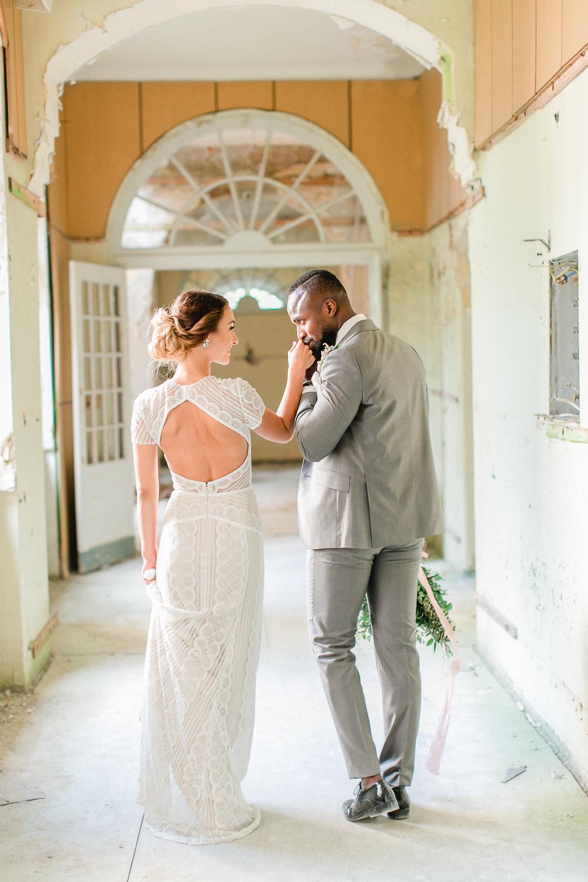 Designer Brautmode und italienische Hochzeitsanzüge
