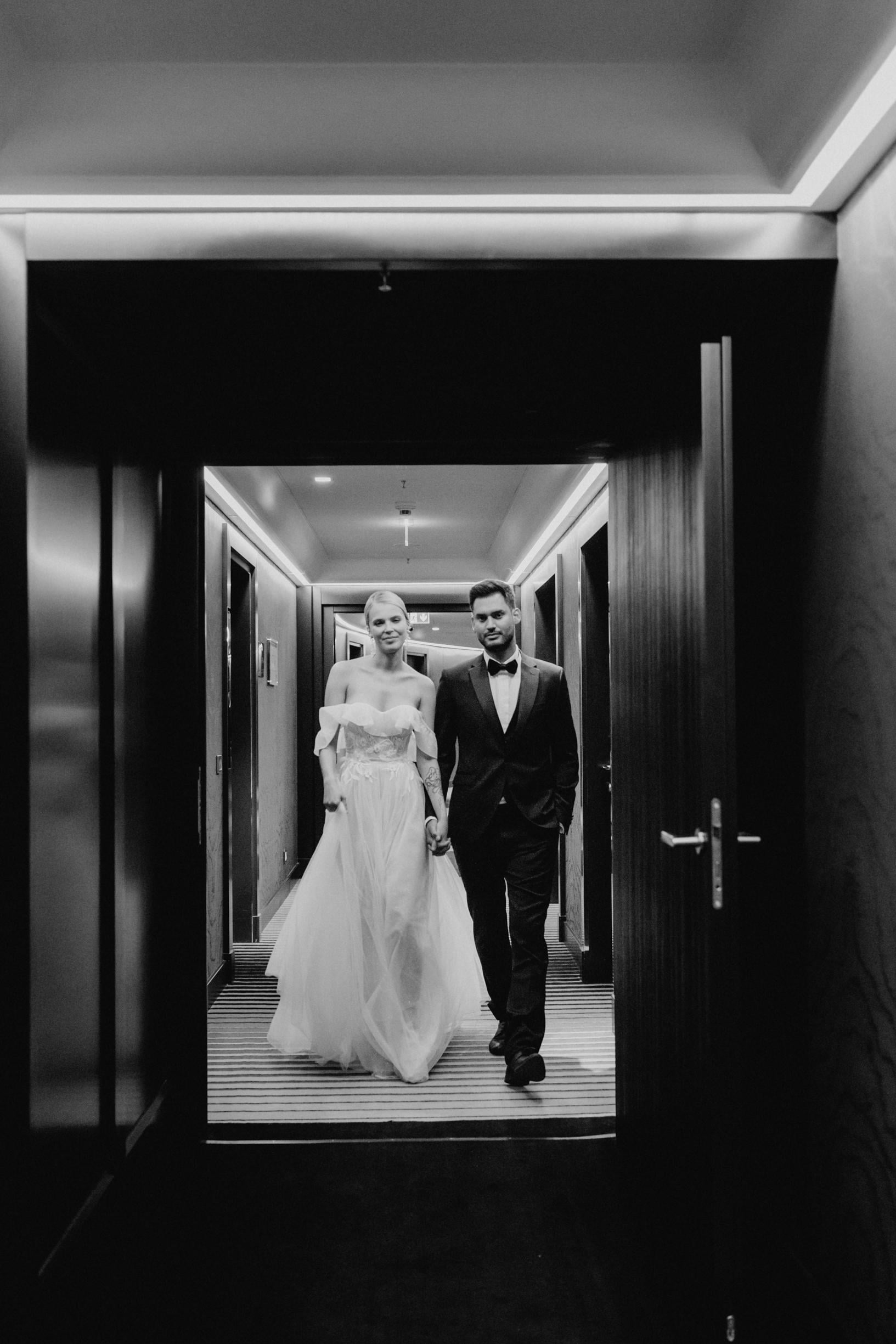 Designer Brautmode und italienische Hochzeitsanzüge