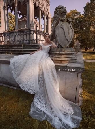 Rara Avis bridal dress 2019